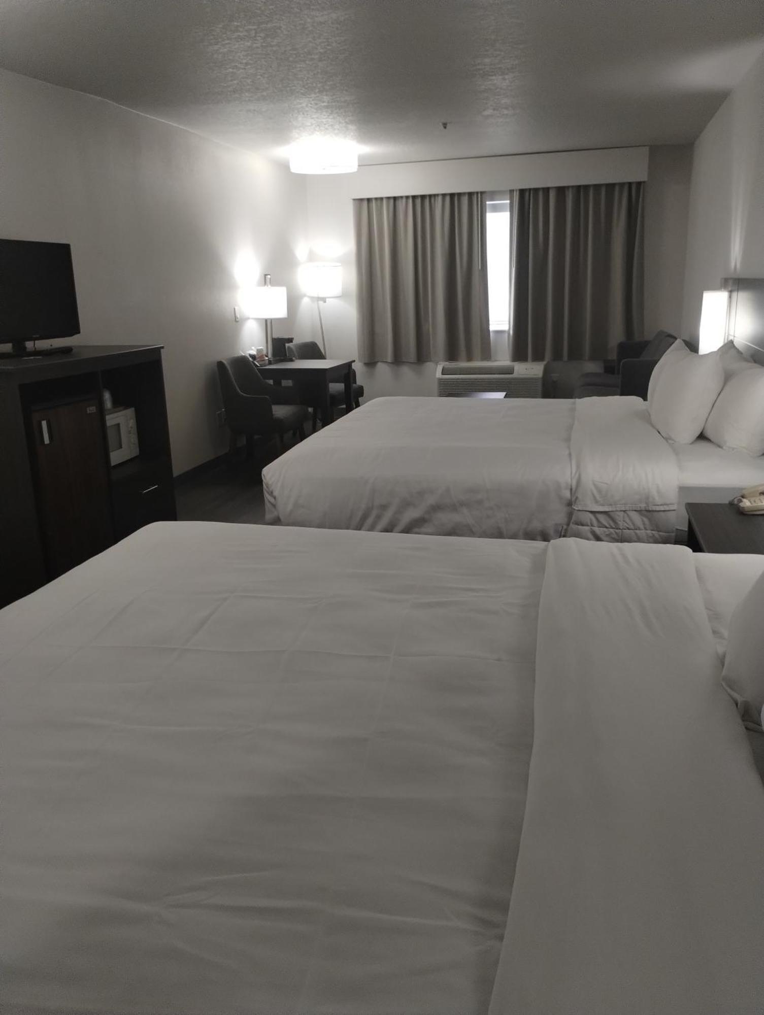 Quality Inn & Suites Wilsonville Exteriör bild